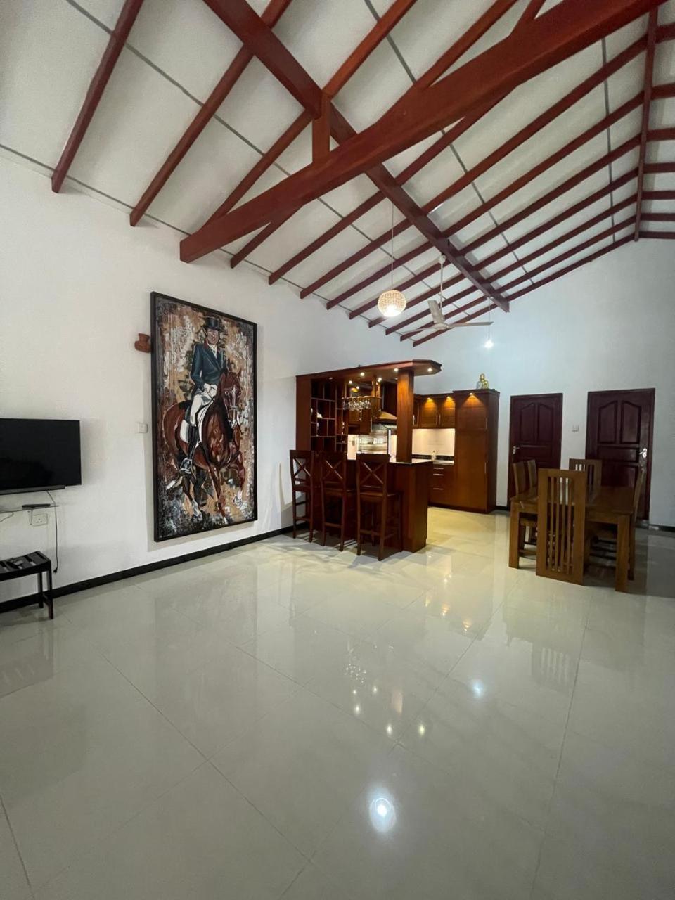 Hotel White Horse à Hikkaduwa Extérieur photo