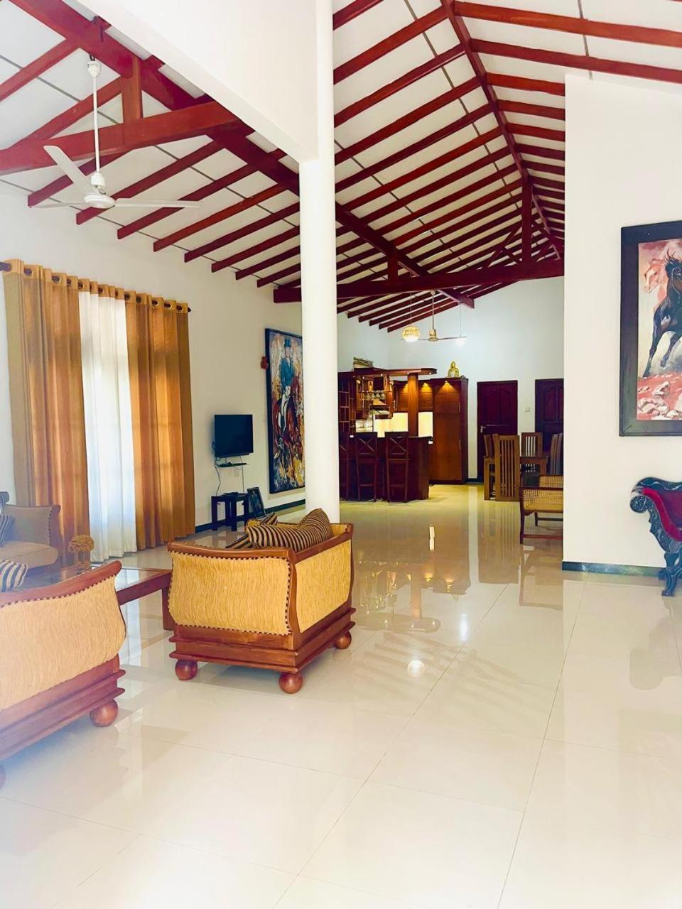 Hotel White Horse à Hikkaduwa Extérieur photo