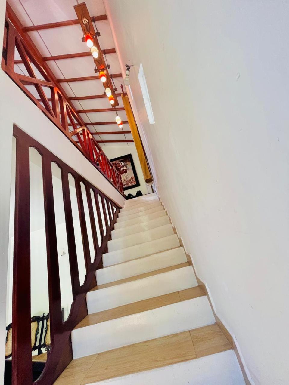 Hotel White Horse à Hikkaduwa Extérieur photo