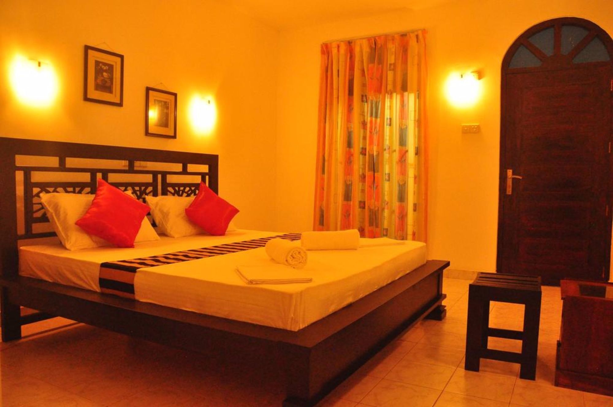 Hotel White Horse à Hikkaduwa Extérieur photo
