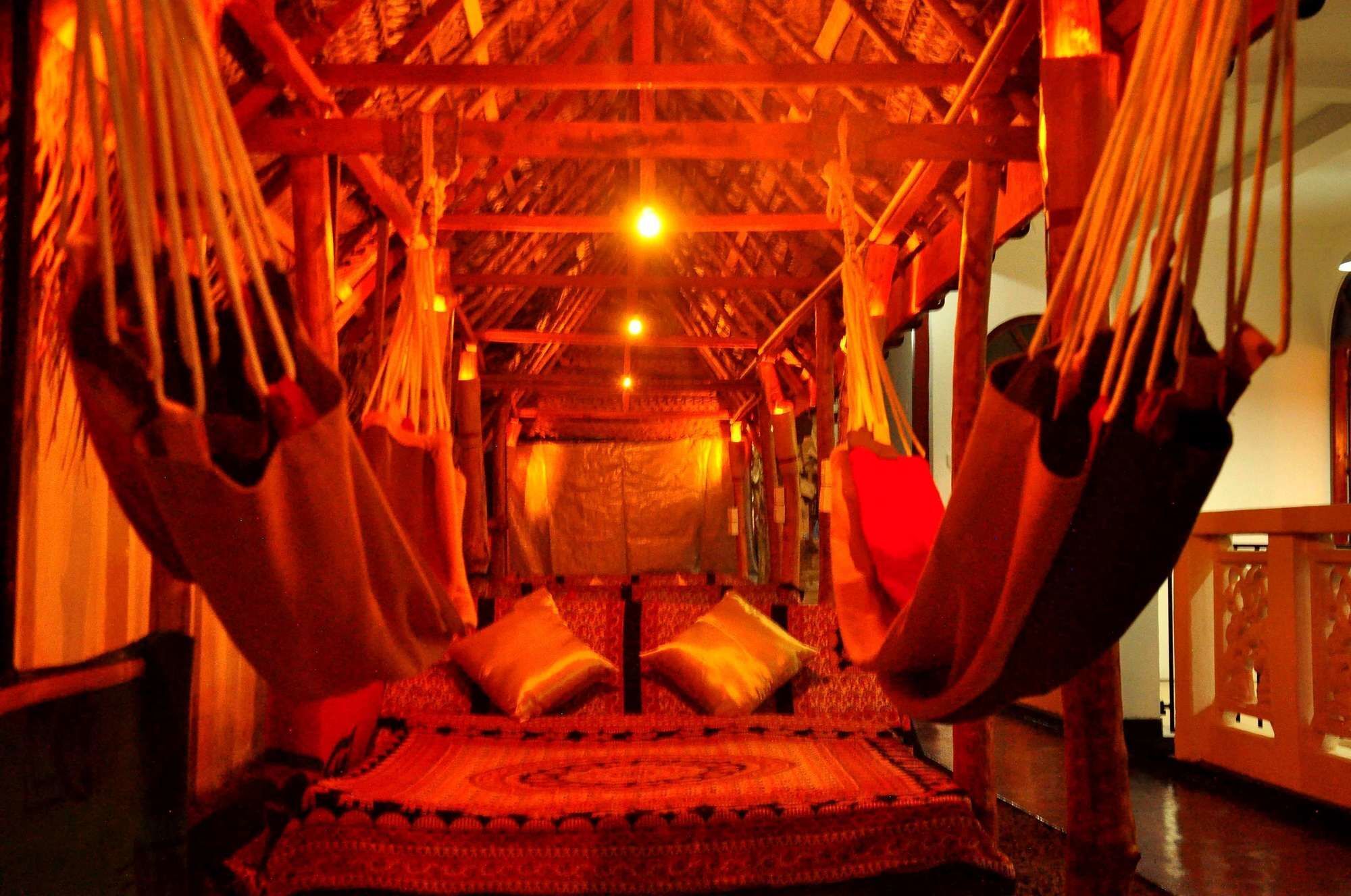 Hotel White Horse à Hikkaduwa Extérieur photo